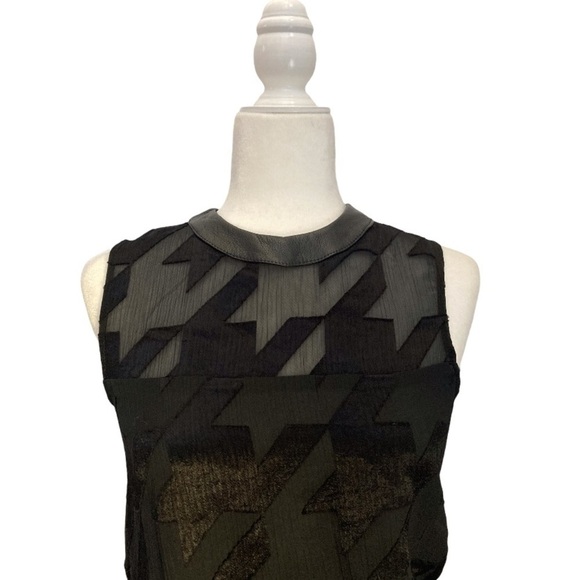 Space Style Concept Blouson Pleated Mini Dress with Leather Collar - Picture 2 of 10